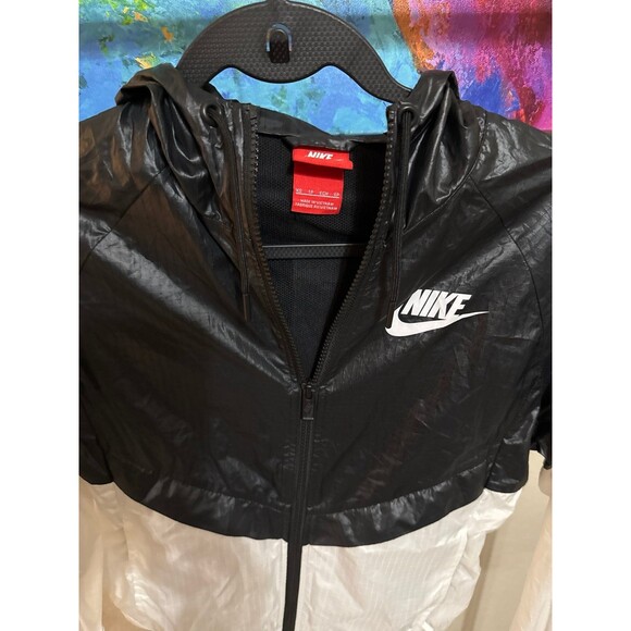 Nike Zip Up Windbreaker Hoodie - Picture 2 of 9